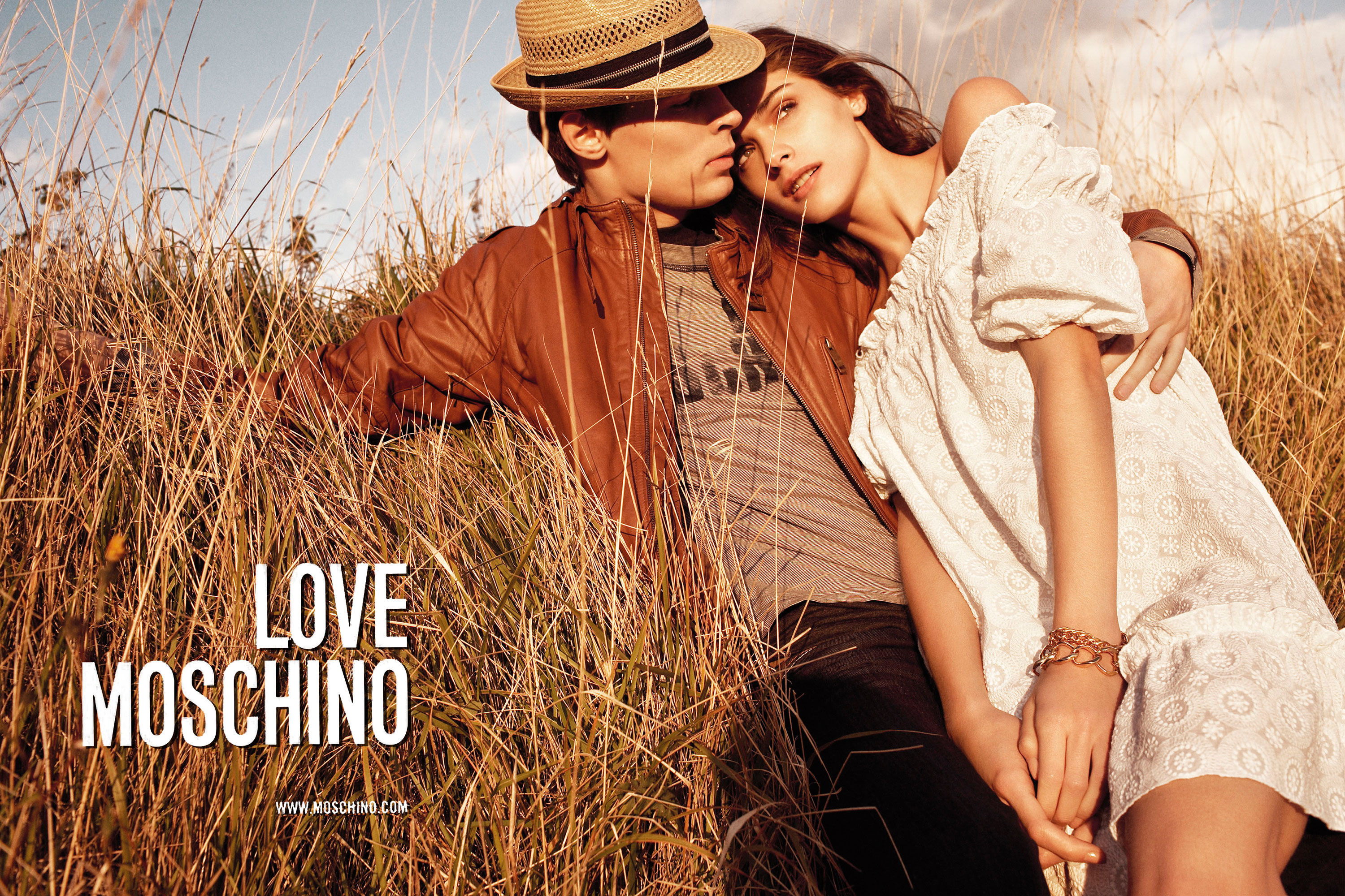 Love Moschino SS 2009 | Tom Munro | Moschino | Numerique Retouch Photo Retouching Studio